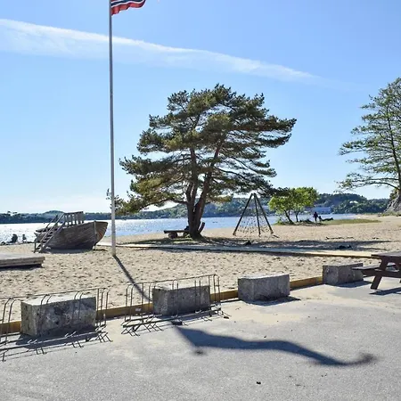 Апартаменты Cozy In With Sauna Sogne